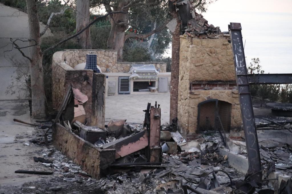 Mel Gibson visiting his Malibu, Calif., mansion that was destroyed in the Palisades wildfires on Jan. 15.  