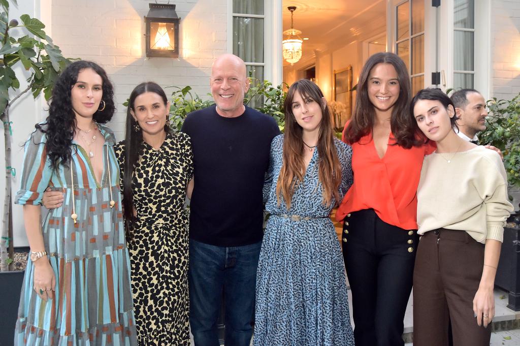 Rumer Willis, Demi Moore, Bruce Willis, Scout Willis, Emma Heming and Tallulah Willis in LA in September 2019