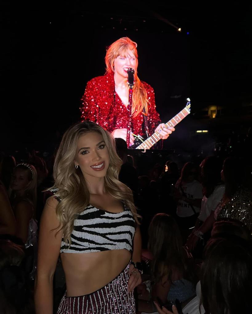 Gracie Hunt at a Taylor Swift concert